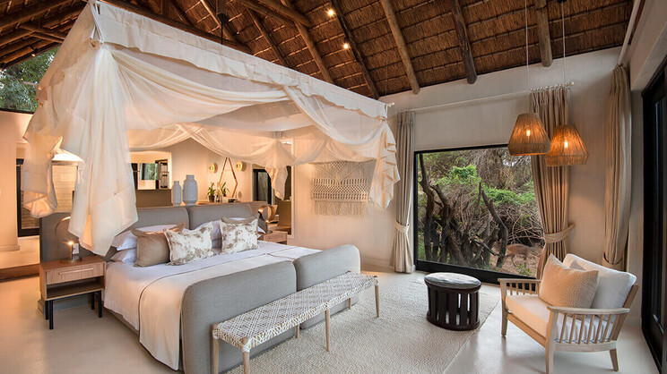 Superior Luxury Room